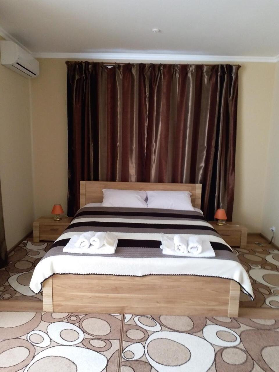 Apelsin Hotel Bilhorod-Dnistrovsʼkyy Exterior foto