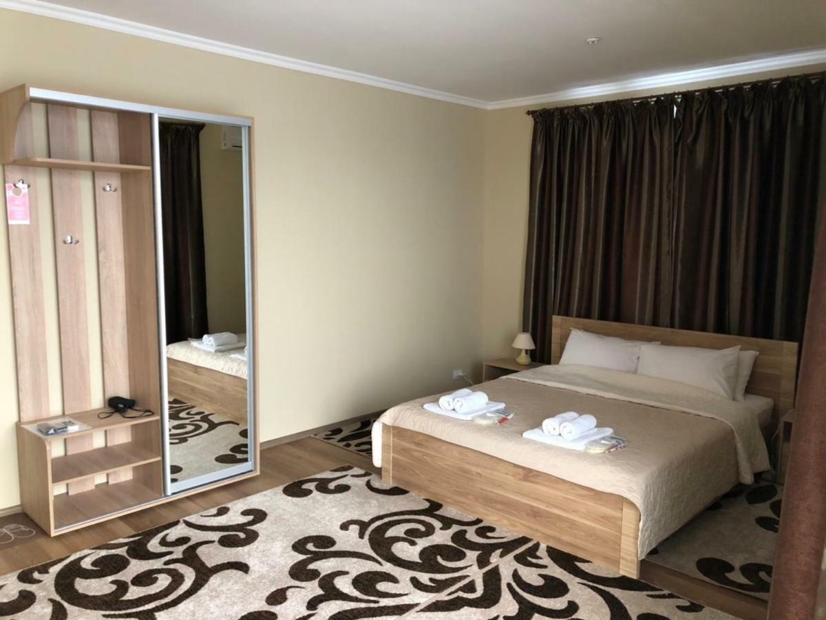 Apelsin Hotel Bilhorod-Dnistrovsʼkyy Exterior foto